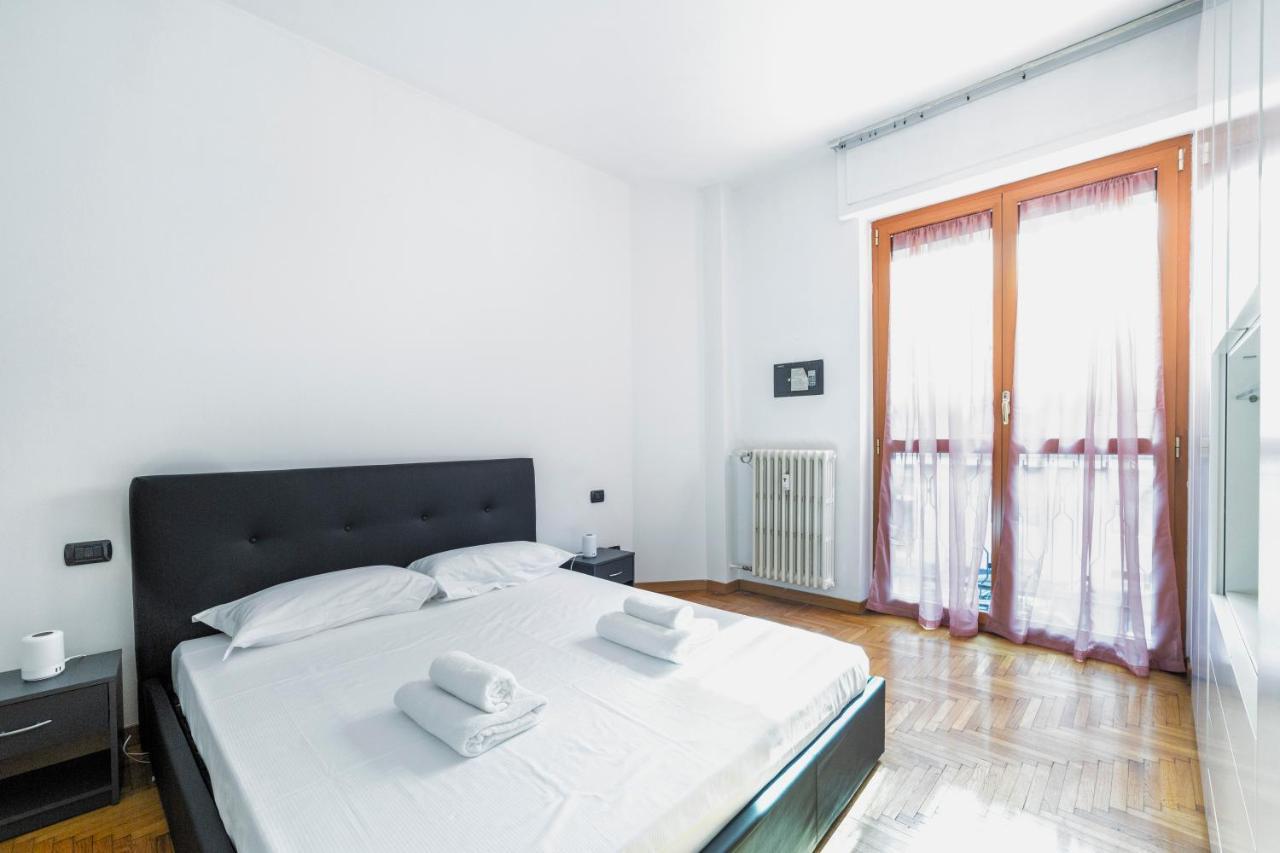 Cenisio M5 Lovely Apartment - With Balcony! Milaan Buitenkant foto