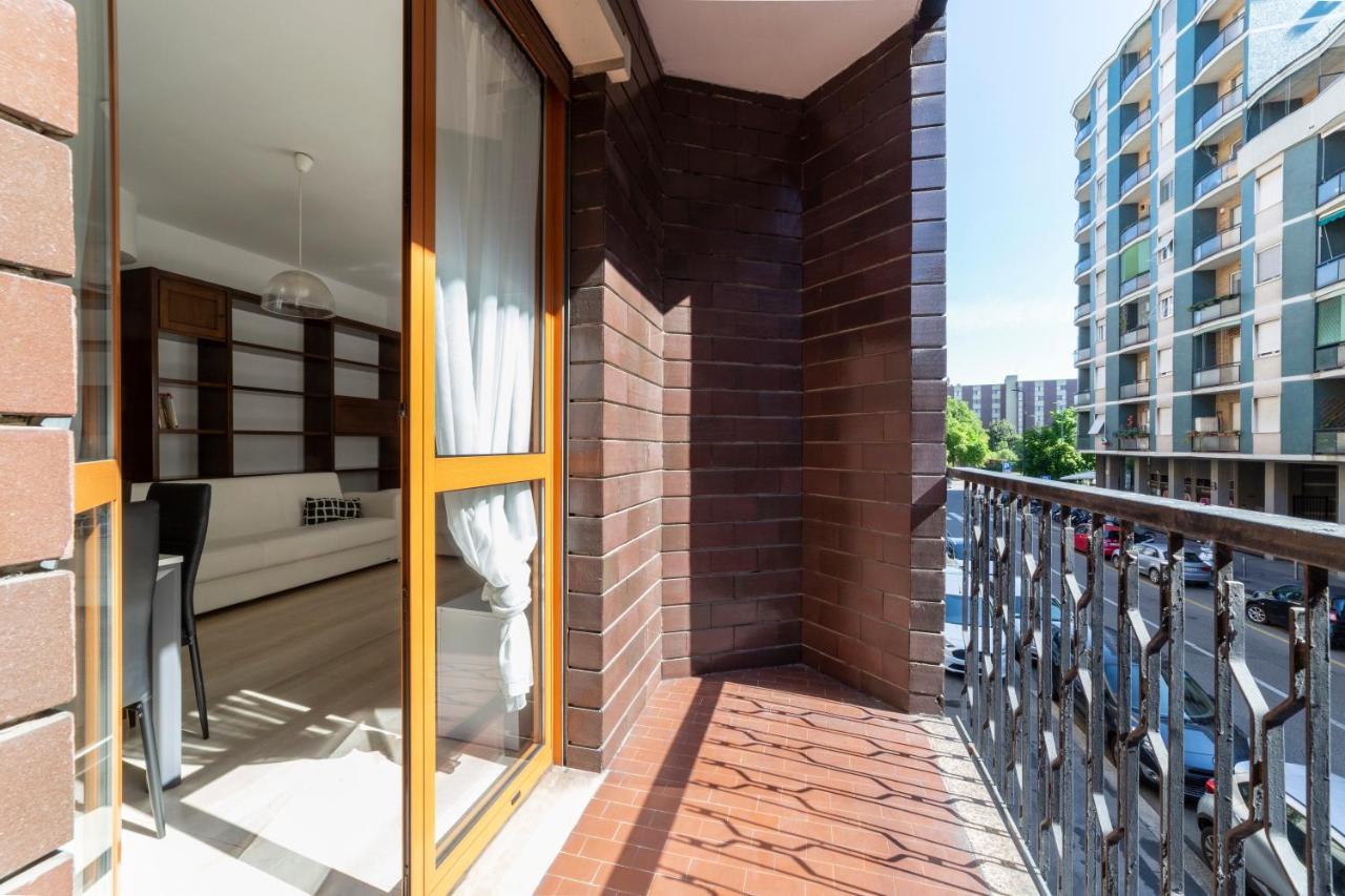 Cenisio M5 Lovely Apartment - With Balcony! Milaan Buitenkant foto
